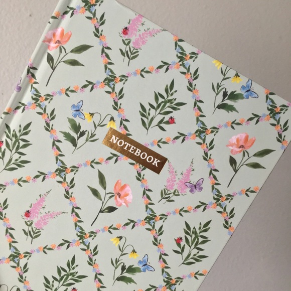 Flower Ladybug Notebook - Picture 2 of 9